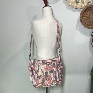 Lug Life Shuffle Mini SE Crossbody Bag Camo Rose